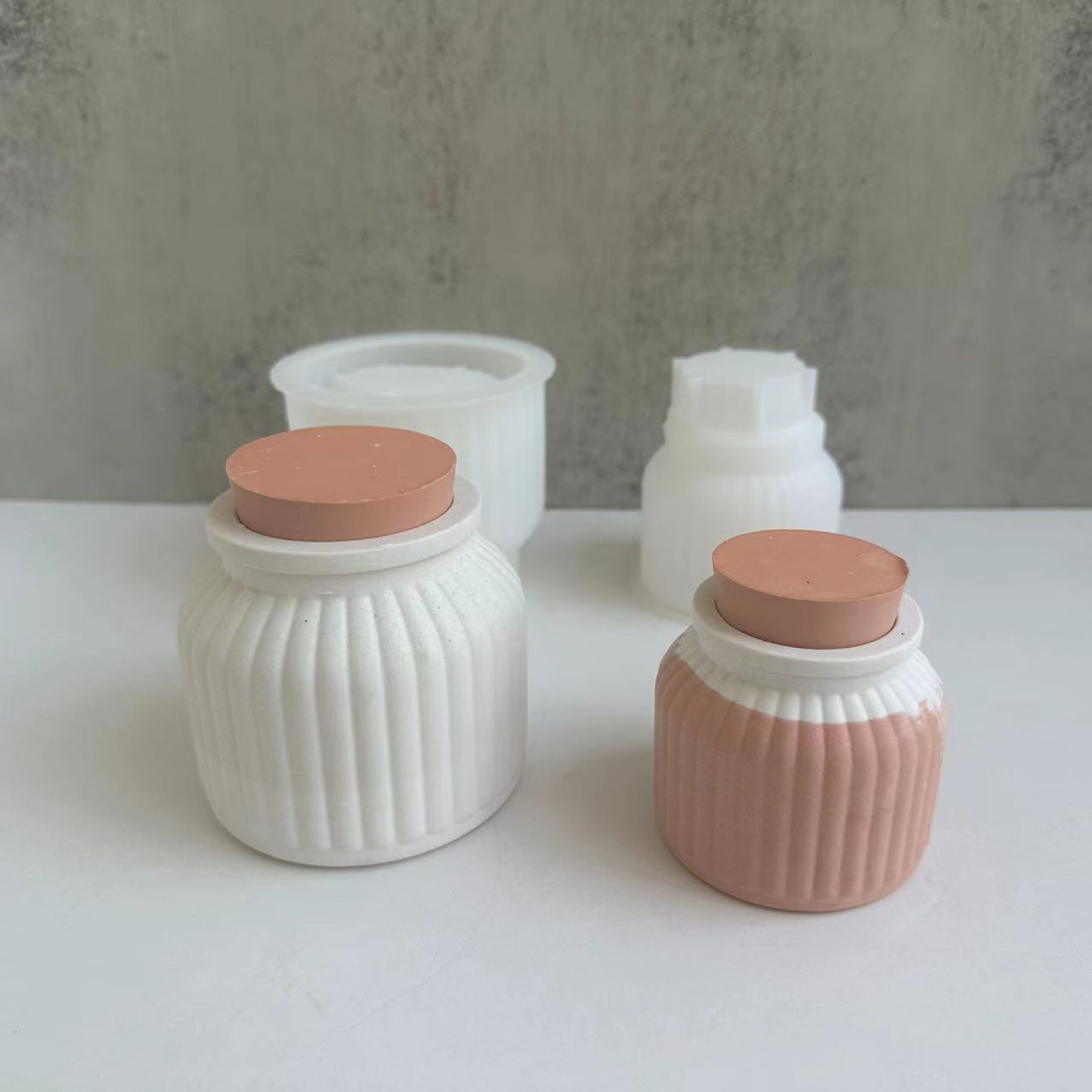 DIYクラフト用ボトルシリコンモールド、レジンエポキシキャン - Silicone Epoxy Resin Molds Set のレビューと価格