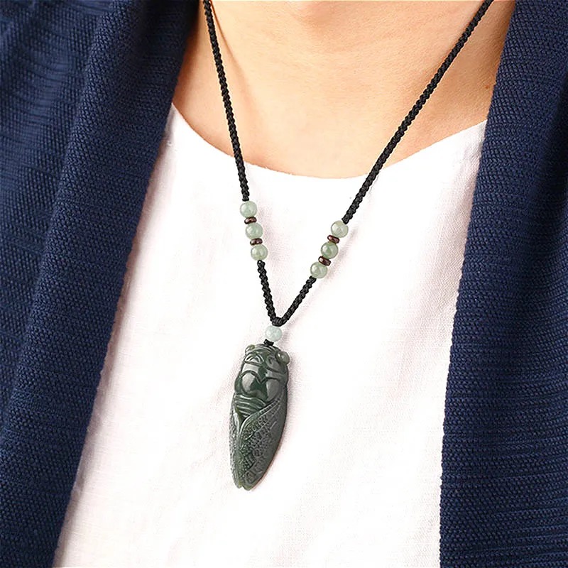 男性と女性のための天然ヘチアンシカダ翡翠ペンダントネックレス - Beading のレビューと価格