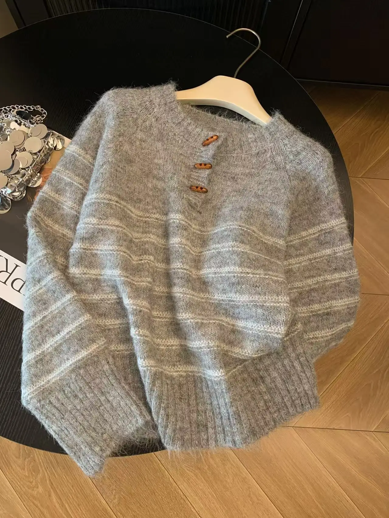 秋冬レディースストライプウールカシミヤセーター、ゆったり暖か - Embroidery のレビューと価格