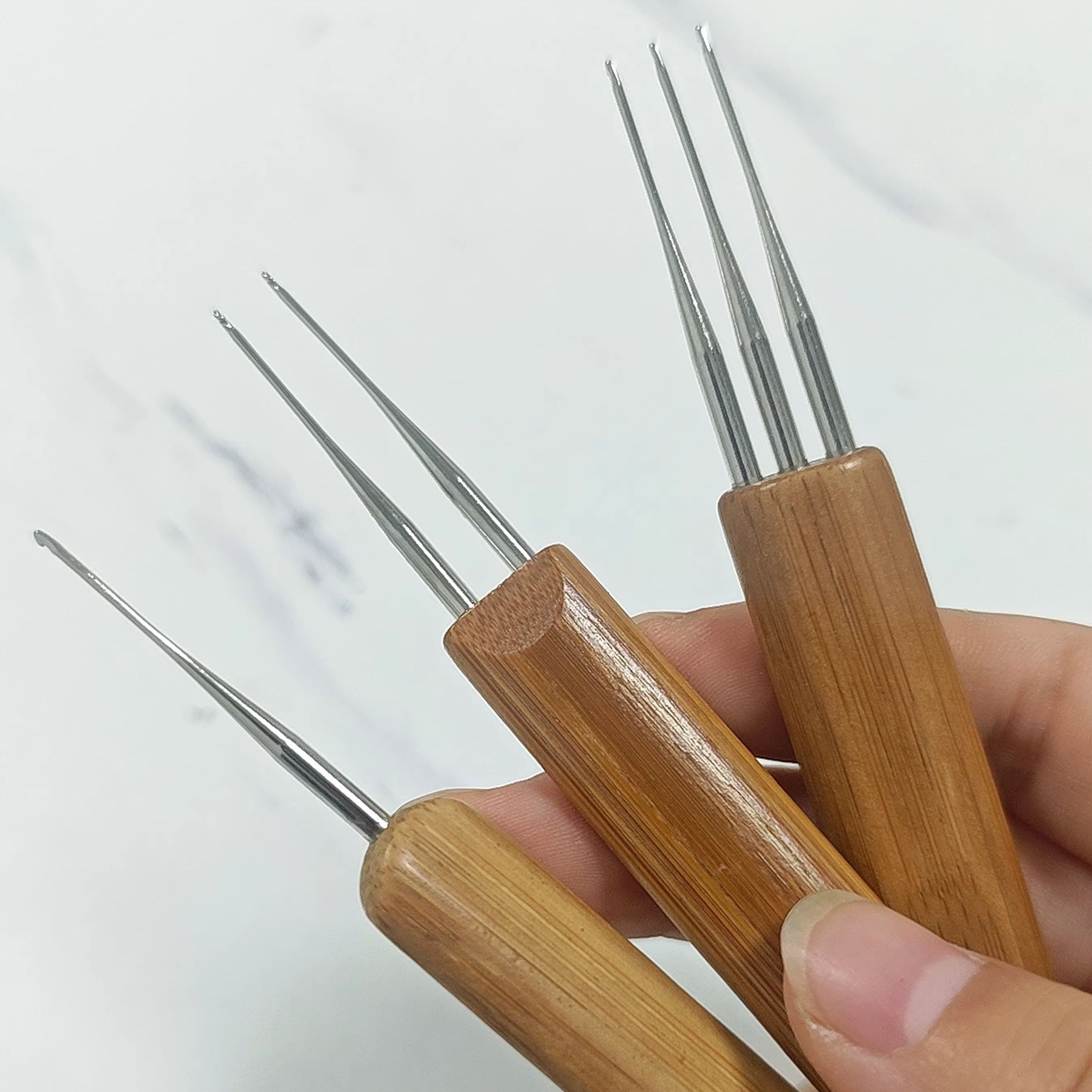 人間工学に基づいた竹製ハンドル付きかぎ針 DIYクラフト縫製 - Wooden Crochet Hooks Ergonomic Handle のレビューと価格